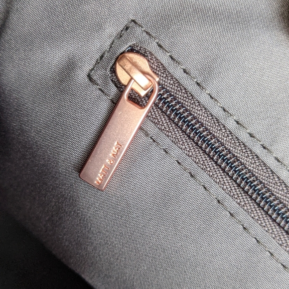 Matt & Nat rose gold tote - Picture 5 of 7